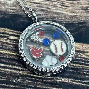 Boston Red Socks Floating Charms Memory locket NEW
